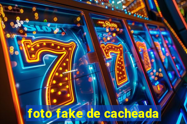 foto fake de cacheada