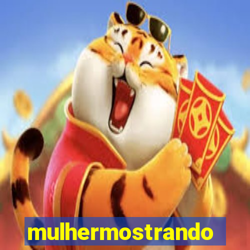 mulhermostrandoopeito